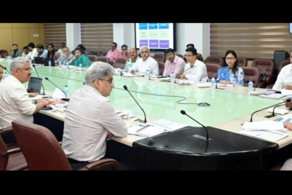 Lieutenant Governor Manoj Sinha Reviews Progress of Urban Development Projects