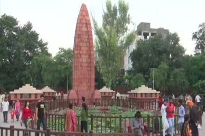 Jallianwala Bagh Massacre, Narendra Modi, Droupadi Murmu, Amit Shah, Rajnath Singh, Tribute, Freedom Fighters, British Rule, Colonialism, Sacrifice, Martyrs, Swaraj, Rowlatt Acts, Colonial Repression, Indian Independence Movement, Patriotism, Historical Remembrance