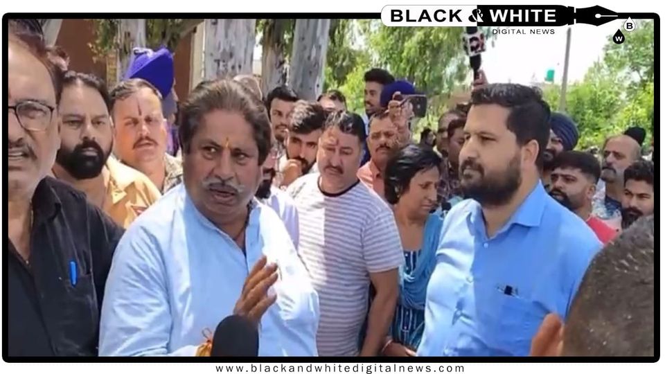 Impact of "Black and White Digital News" Raman Bhalla visits 'Gadigarh' lambasts BJP