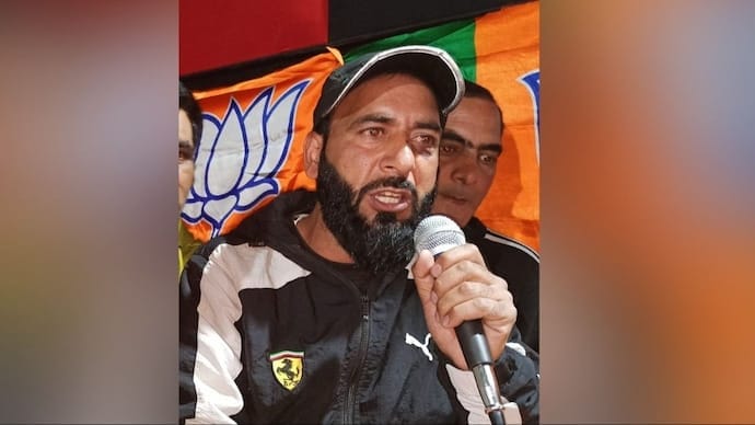 Twin Terror Strikes Rock Jammu and Kashmir: Ex-Sarpanch Killed, Tourists Injured.