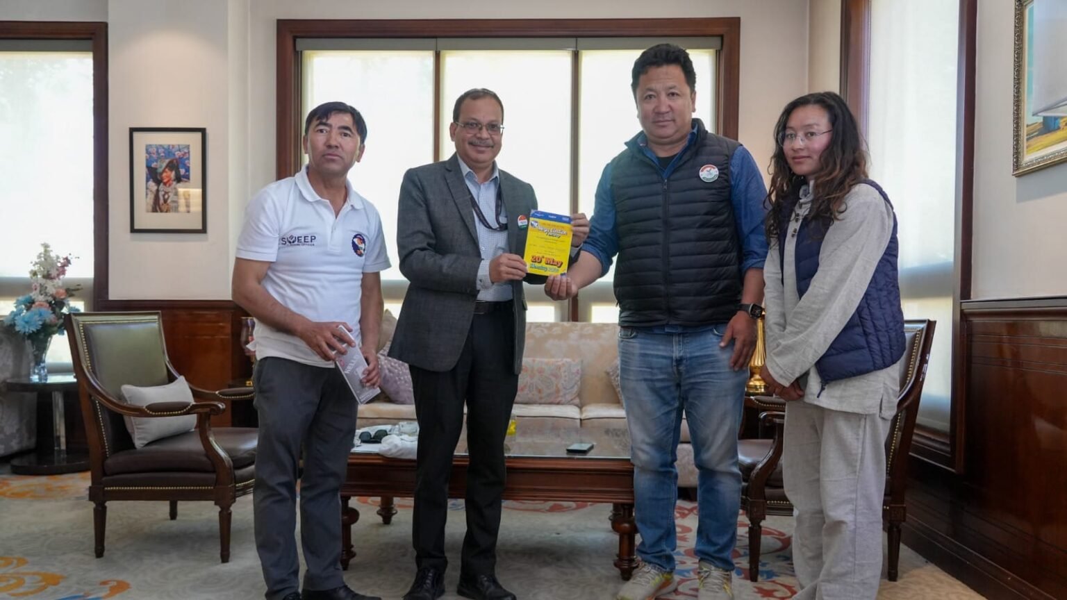 Chief Electoral Officer, Ladakh, Yetindra M. Maralkar Meets Religious Heads to provide awareness and educate for upcoming General Elections 2024