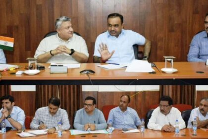 Divisional Commissioner Jammu reviews progress of work on DAK expressway in Reasi District.