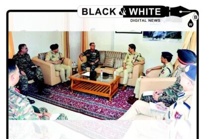 DGP, GOC 16 Corps hold joint security review meet in Poonch.