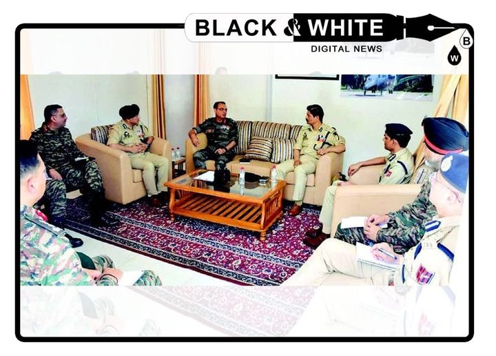 DGP, GOC 16 Corps hold joint security review meet in Poonch.