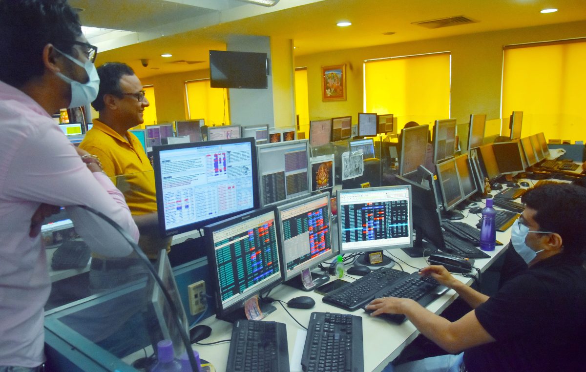The Indian stock market surged to new record highs on Thursday, boosted by easing retail inflation in both India and the US, and expectations that the US Federal Reserve might cut interest rates soon. The Sensex gained 379.66 points, or 0.50%, to trade at 76,986.23, while the Nifty rose 118.00 points, or 0.51%, to 23,441.00. Market sentiment was positive, with 2,123 shares advancing, 346 shares declining, and 107 shares remaining unchanged. India’s annual retail inflation eased to a 12-month low of 4.75% in May from 4.83% in April, government data showed on Wednesday. “There is good news on the inflation front, both in the US and in India,” said V K Vijayakumar, Chief Investment Strategist, Geojit Financial Services. “The takeaway from the inflation numbers is that the disinflation process is well on track. From the market perspective, this is positive news, particularly for banking stocks.” Strong buying by both foreign and domestic institutional buyers also supported the stock markets. Leading the gains on the Nifty were Nestle, Divis Labs, HDFC Life, Shriram Finance, and LTIMindtree. On the downside, HUL, Britannia, Tata Consumer, and ICICI Bank were among the major losers. By 10:28 AM, the Sensex had moderated its gain to 218 points, and the Nifty was up by 63 points.