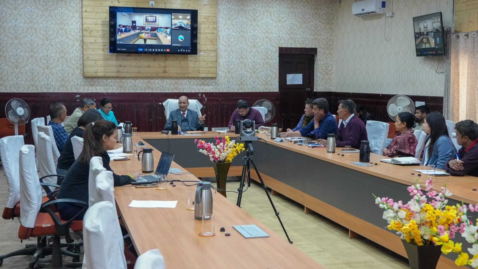 Advancing Welfare Along the Line of Control: Justice Bansi Lal Bhat Leads Meeting in Leh