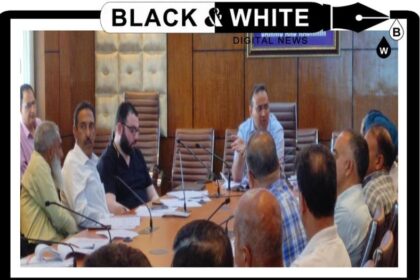 Comm Secy S&T reviews progress on saturation of Solar Rooftop Power Plants across J&K.