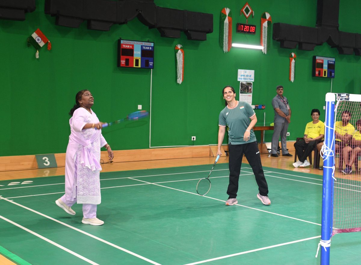 President Murmu Plays Badminton With Saina Nehwal At Rashtrapati Bhavan