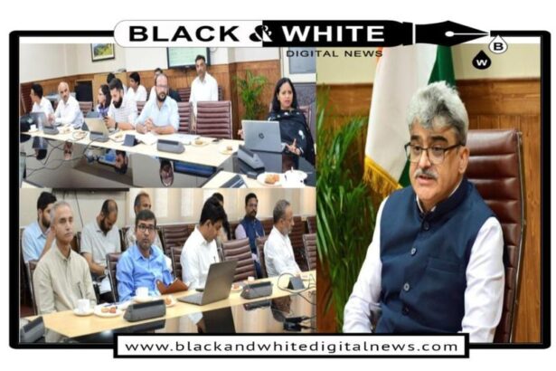 Dulloo assesses progress on Smart City works, other schemes of H&UDD.