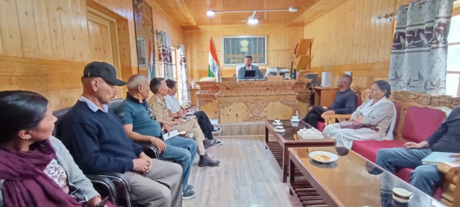 𝐋𝐞𝐡, 𝐉𝐮𝐥𝐲 𝟏𝟓, 𝟐𝟎𝟐𝟒: On the directions of Deputy Commissioner, Leh, a review meeting was held for the preparation of Muharram (Ashura) under the chairmanship of Sub Divisional Magistrate (SDM), Nubra Tufail Iqbal today on July 15.