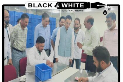 Union MoS visits India International Kashmir Saffron Trade Centre, Pampore.