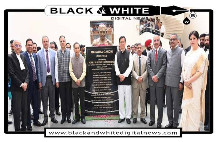 Chief Justice unveils Mahatma Gandhi bust inside High Court Complex