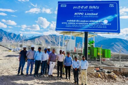 Secretary Amit Sharma makes maiden visit to nation’s first Green Hydrogen Mobility Projects at 11,500 feet in Ladakh