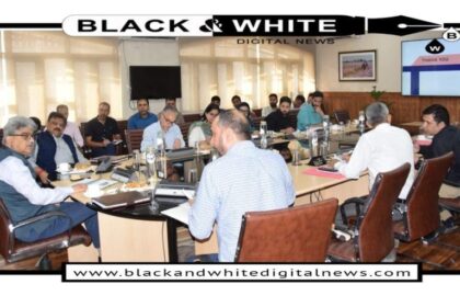 CS takes stock of infrastructure & other modern initiatives of SED