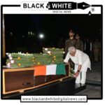 SRINAGAR :Lieutenant Governor Shri Manoj Sinha laid wreath and paid homage to Hav Dipak Kumar Yadav and LNk Parveen Sharma, who laid down their lives during anti-terror operation in Anantnag.