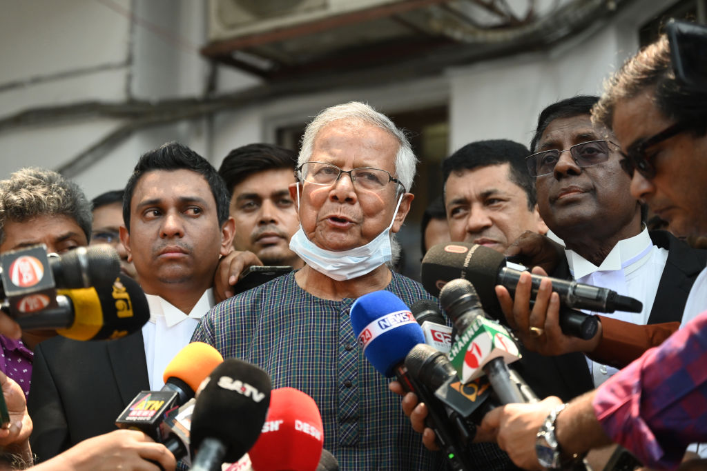 Bangladesh New Interim Leader Yunus Heads Home, Government To Be Sworn In On Thursday