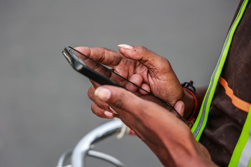 TRAI Warns Citizens Of Fraudulent Calls Impersonating Telecom Regulator