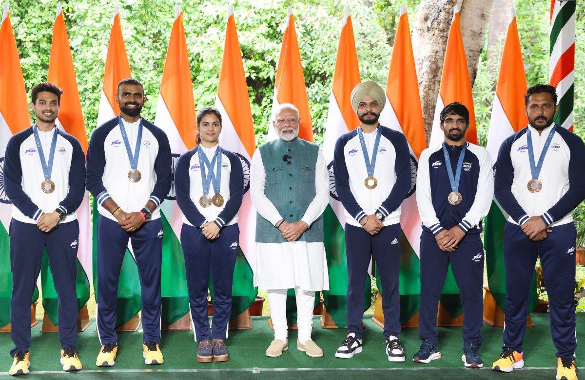 PM Modi Hosts Indian Athletes After Paris Olympics