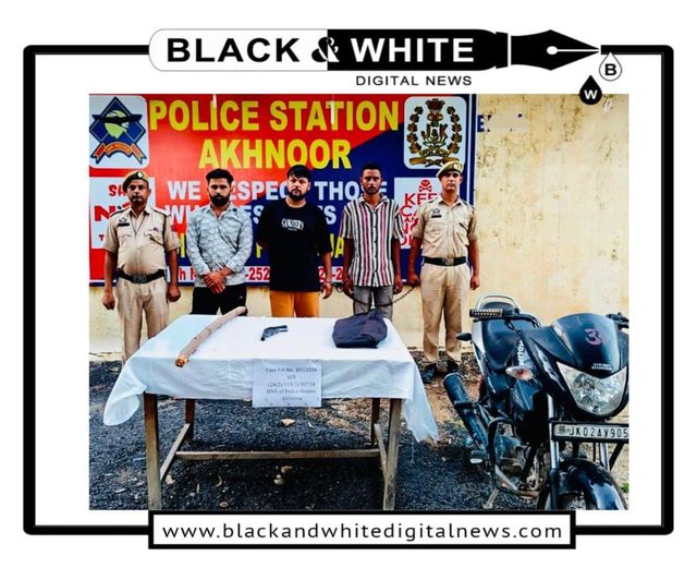Sensational Snatching Case Solved: JKP Arrests Three Hardcore Criminals in Akhnoor; Weapon and Motorcycle Seized