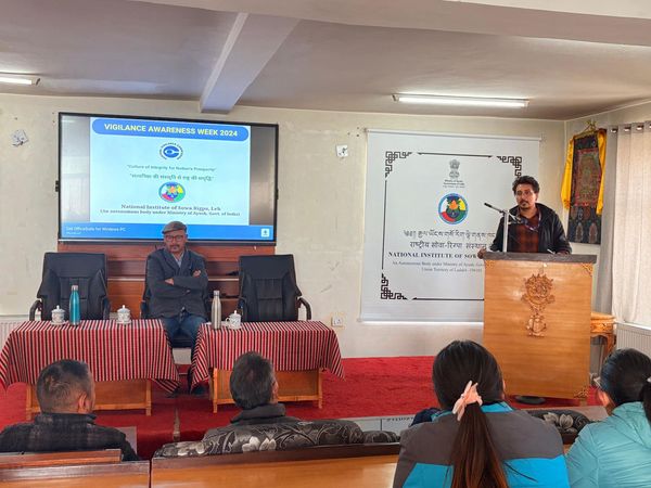 National Institute of Sowa-Rigpa, Leh observes Vigilance Awareness Week