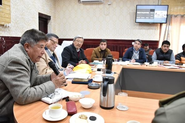 New District Committee holds meeting with District Officers of Leh District