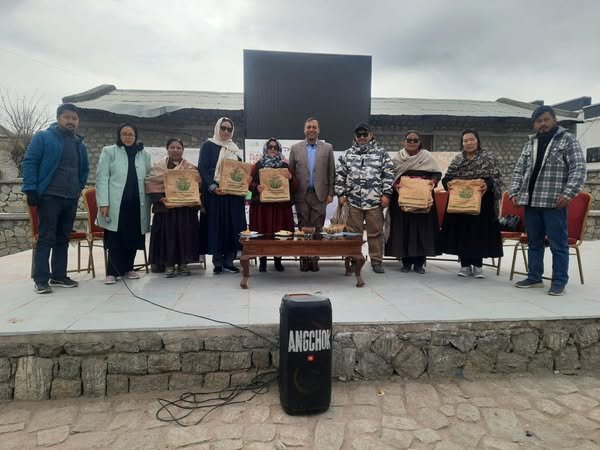 Leh, December 7, 2024: In a step towards ensuring environmental sustainability Ladakh Pollution Control Committee Leh (LPCC) organised an awareness programme on Plastic Waste, e-Waste and Solid Waste Management Rules.