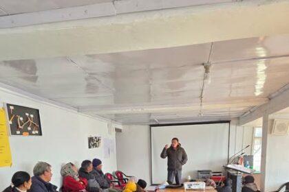 𝐃𝐞𝐜𝐞𝐦𝐛𝐞𝐫 𝟐𝟒.𝟐𝟎𝟐𝟒: District Sheep Husbandry Department Leh organised a workshop on strategies to increase the population of sheep and goat in Khaltsi, Chuchot and Nubra blocks. The event was chaired by Dr. Tsewang Morup, District Sheep Husbandry Officer Leh.