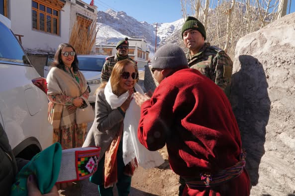 First Lady Neelam Mishra visits Sakhi Ama Tsogspa in Marstelang