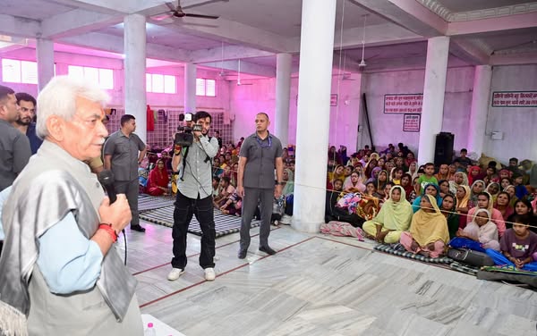 Met the families affected by unprovoked firing by Pakistan at a shelter and lodgement centre in Jammu.