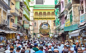 Bakrid 2025: Muslims Across India Celebrate Eid Al-Adha With Prayers, Sacrifice