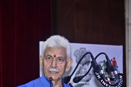 Inaugurated mass distribution drive of aids & appliances for Divyangjan, earlier today. Initiative by Directorate of Social Welfare, Jammu under two key centrally sponsored schemes RVY & ADIP aims to improve lives of senior citizens with disabilities & to empower Divyangjan.