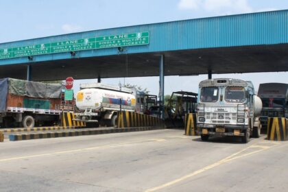 Gadkari Announces ₹3,000 Annual Highway Pass For Non-Commercial Vehicles