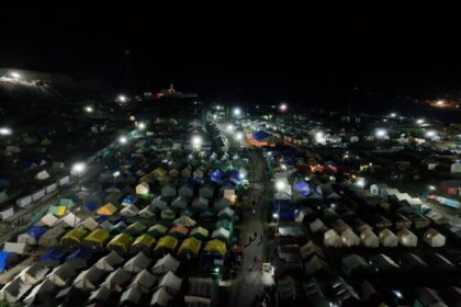 #ShriAmarnathJiYatra2025 A mesmerizing view of the base camps under the starlit sky—serene, secure, and spiritually vibrant. The night glows with devotion as yatris rest and prepare for the sacred journey ahead.
