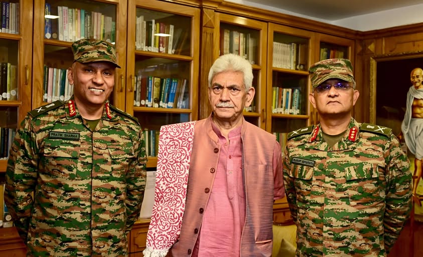 Gen Pratik Sharma, GOC-in-C, Northern Command & Lt Gen Prashant Srivastava, GOC 15 Corps today briefed me on Operation Mahadev.