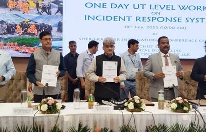 “Every disaster is a lesson” — CS Atal Dulloo at UT-level workshop on Incident Response System in J&K. Emphasized tech-enabled, community-driven preparedness. IRS handbook released to streamline roles & boost disaster resilience