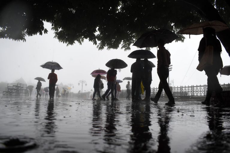 Himachal Pradesh Struggles With Monsoon Havoc: 301 Roads Blocked, Utilities Disrupted