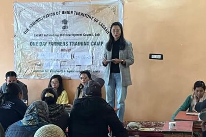 One-Day Farmers' Training Camp Held in Shara Village