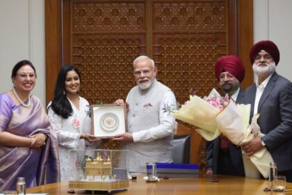 PM Modi Receives Sikh Delegation; Assures Safekeeping Of Sacred Relics Of Guru Gobind Singh Ji