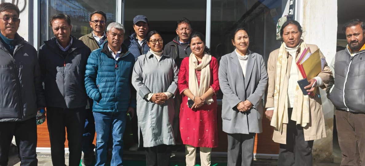Education Secretary reviews schemes, trainings and remedial classes in UT Ladakh