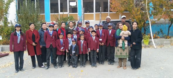 CEO, Leh Conducts Field Visit to Schools in Biama, Dha, and Hanu Yokma Leh, Oct 24: The Chief Education Officer (CEO), Leh, Deldan Angmo, conducted an extensive field visit to Government Higher Secondary School Biama, Middle School Dha, and PM Shri High School Hanu Yokma on October 23, 2025. The CEO’s visit to High School Biama coincided with a Cultural Exchange Programme being conducted between the students of High School Biama and High School Achinathang. Students from both schools shared best practices from their respective institutions and showcased their work before the CEO, Leh. During the programme, the CEO interacted with students and teachers from both schools, took note of their grievances and suggestions, and reviewed the work being carried out under the Samagra Shiksha and Special Development Package (SDP) schemes. At Middle School Dha, the CEO, Leh, toured the campus and appreciated the school’s efforts in establishing a kitchen garden, where students and teachers collaboratively grow fresh fruits and vegetables. She also reviewed the school’s infrastructure facilities and other ongoing projects in the area. Additionally, the CEO visited PM Shri High School Hanu Yokma, where she interacted with students and teachers regarding the school’s requirements. She also assessed the progress of infrastructure development on the school premises, as well as the academic performance of students across all visited schools, including syllabus completion and the maintenance of up-to-date notebooks. Press Information Bureau - PIB, Government of IndiaMinistry of Information & Broadcasting, Government of IndiaDistrict Administration, LehReach LadakhGulistan News LadakhVoice of LadakhLadakh Times