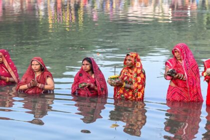 Chhath 2025: Devotees Await To Offer Arghya To Rising Sun