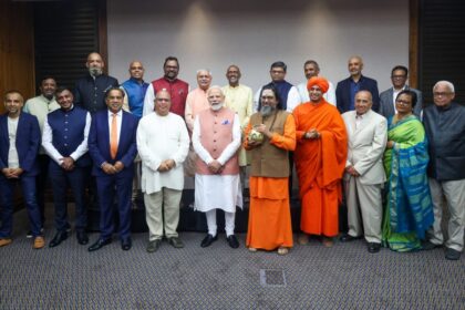 PM Modi Engages With Community Leaders In Johannesburg, Urges Promotion Of Indian Culture