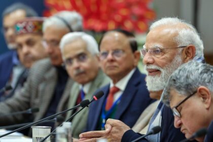 PM Meets Economists At NITI Aayog To Discuss Roadmap For Viksit Bharat