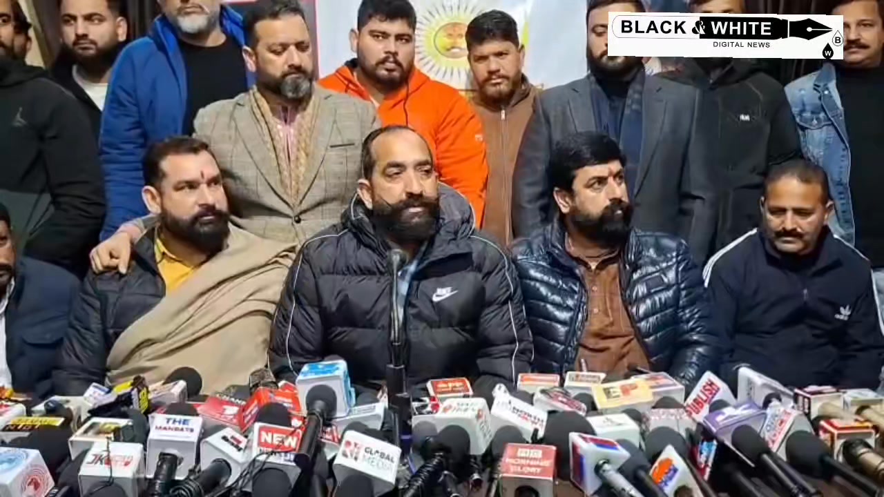 Yuva Rajput Sabha 5 January Se Hunger Strike Par Baithey Gey YRS President Mandeep Singh Chib