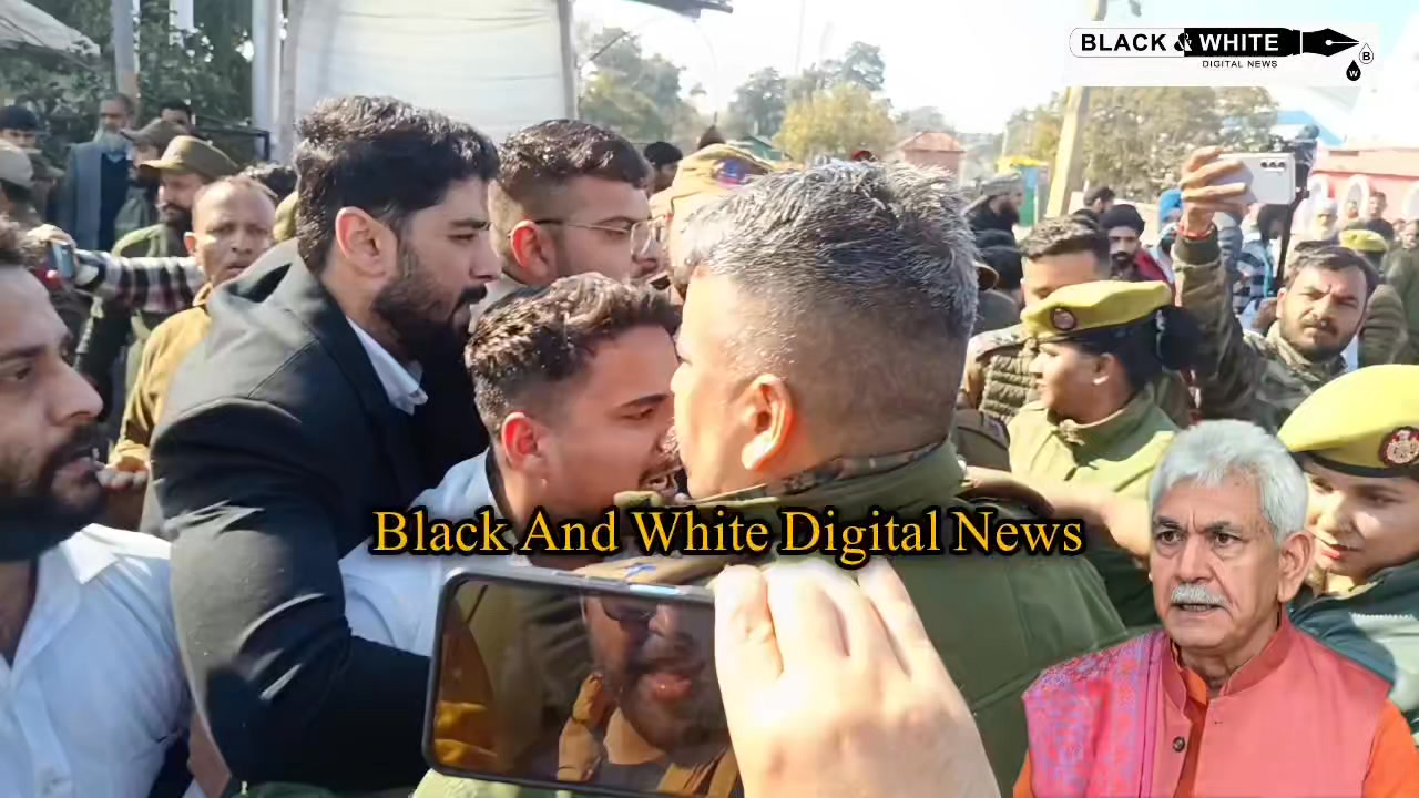 CM Omar Abdullah Sahab Humse Darta Hai Police Ko Aage Karta Hai CM Sahab Aap Kursi Chod Do