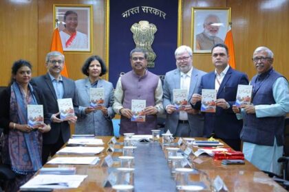 Dharmendra Pradhan Releases Urdu Compilation Of PM Modi’s Independence Day Speeches