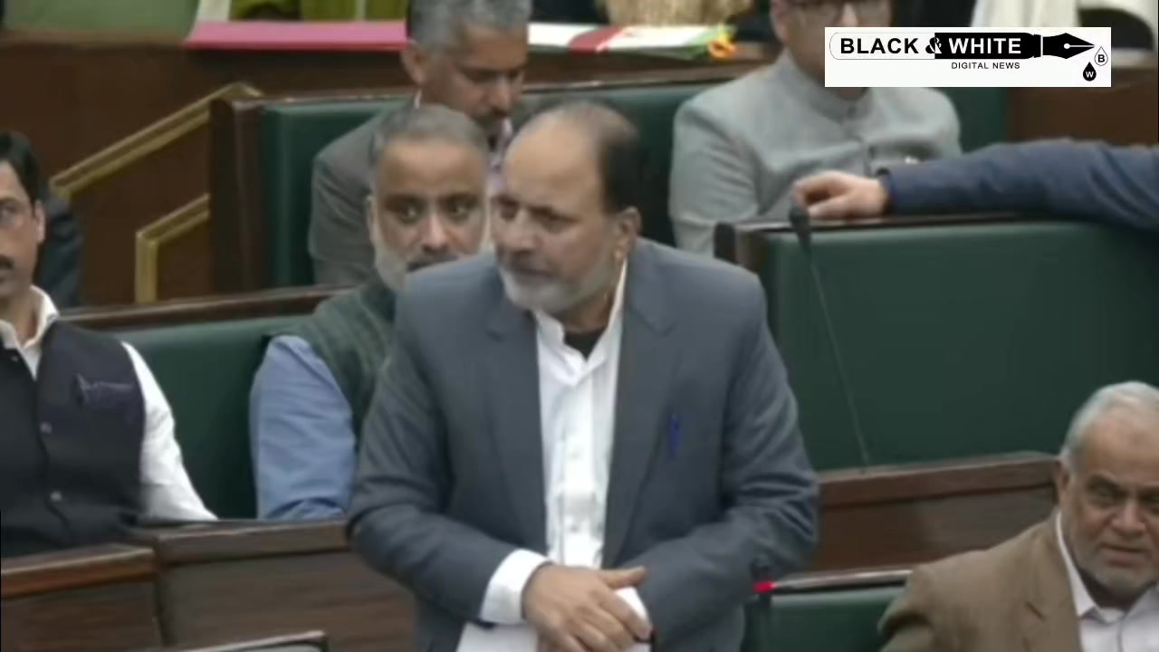 MLA Baramulla Javed Beig Aur MLA Pulwama Waheed Ur Rehman Para K Bech Zabardast Behas Huvi Assembly Me