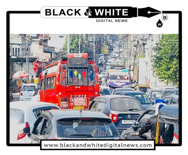 Jammu Chokes Under Massive Traffic Jams Amid Road Projects, Lack of Coordination