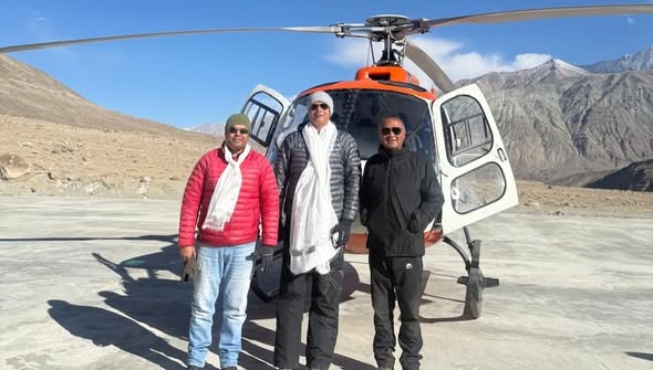 Nubra, Feb 22, 2026: A B3 helicopter of Pawan Hans successfully landed today at the helipads of Sumoor and Digger villages, marking an important step in strengthening connectivity and public service delivery in the region.