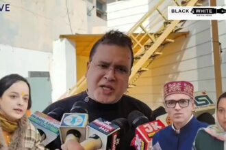 Jammu Kashmir K Har Ek Leader Har Ek Officer Ka Bacha Govt School Me Parna Chahye Jayesh Kumar